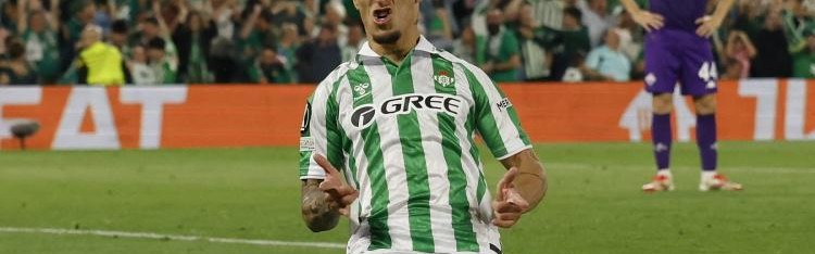 安东尼：我唯一的选择就是贝蒂斯，但我也非常感谢曼联